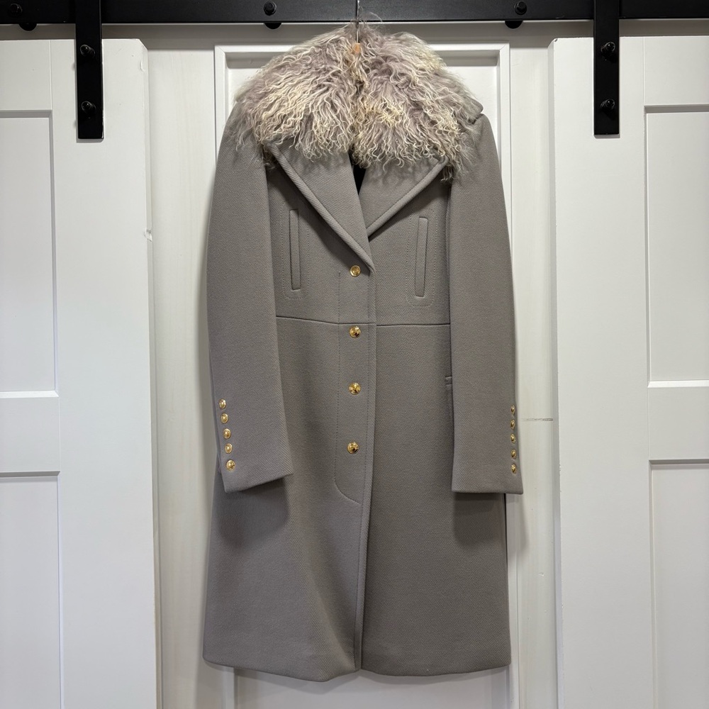 Gucci Gray Fur Collar Wool Cashmere Coat with Gold Hardware Size 42 IT / 4 US